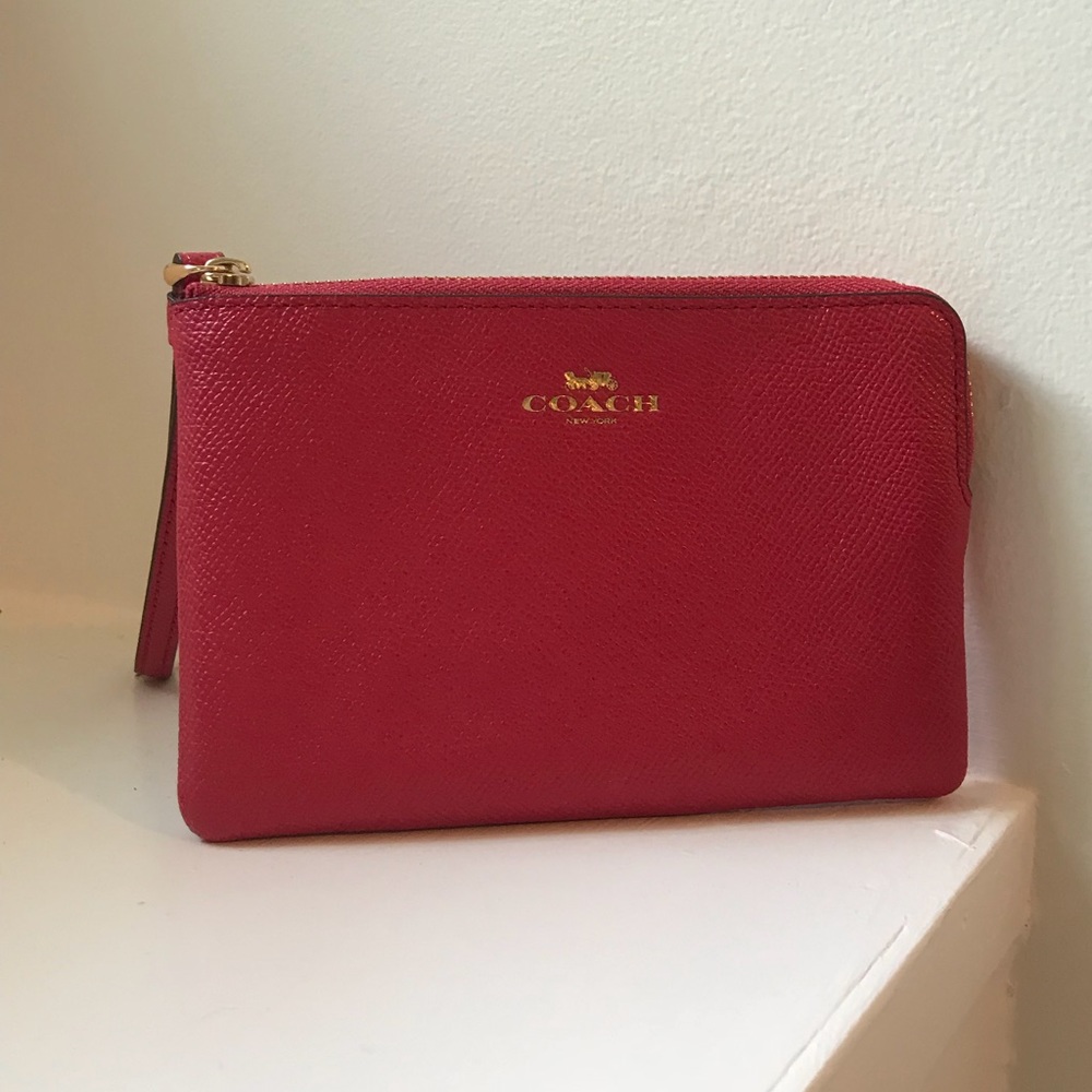 new red coach wristlet